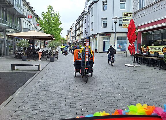 Obere Heggerstraße - Radeln erlaubt Obere Heggerstraße - Radeln erlaubt