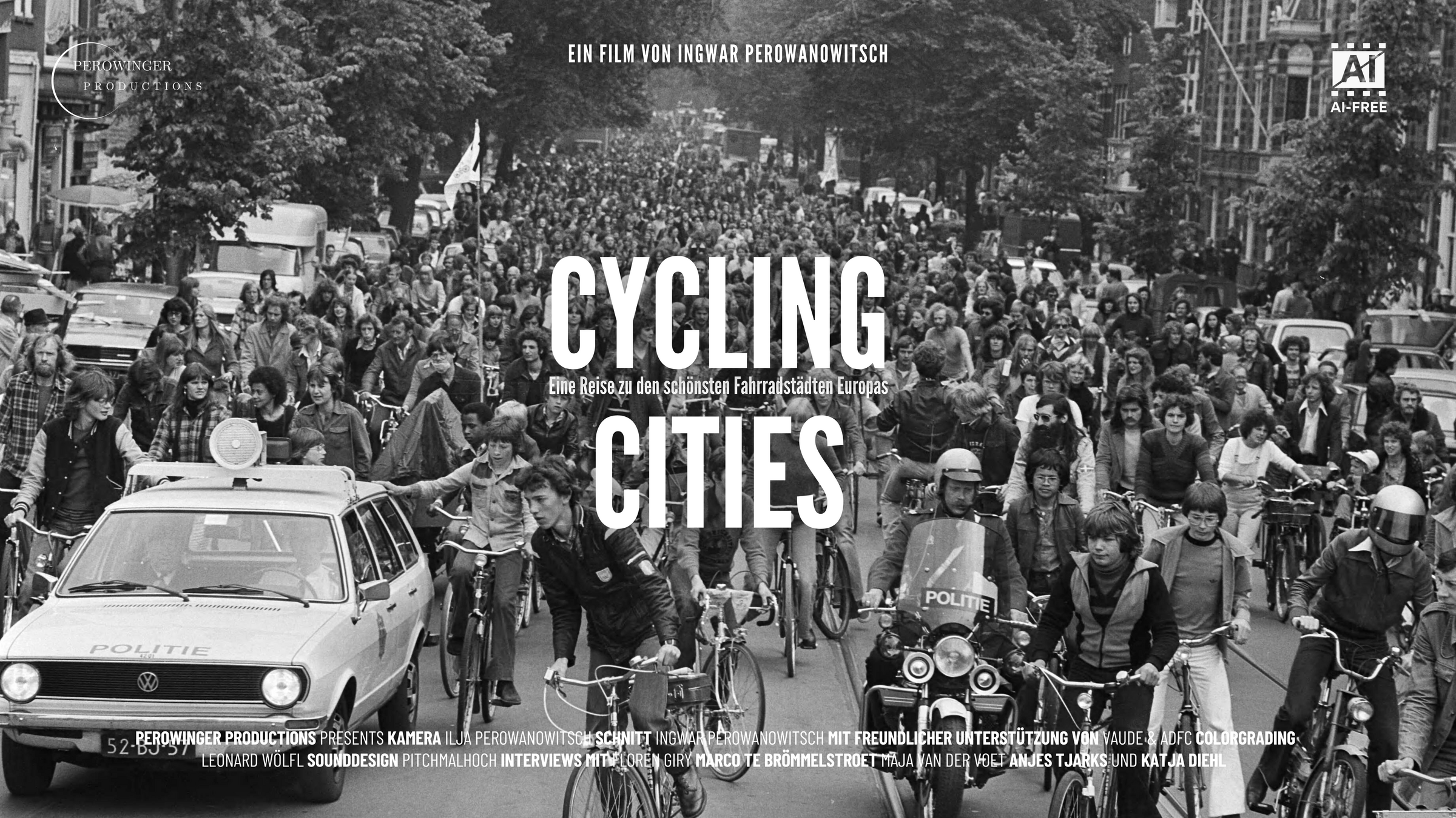 Viele Radfahrende auf der Straße